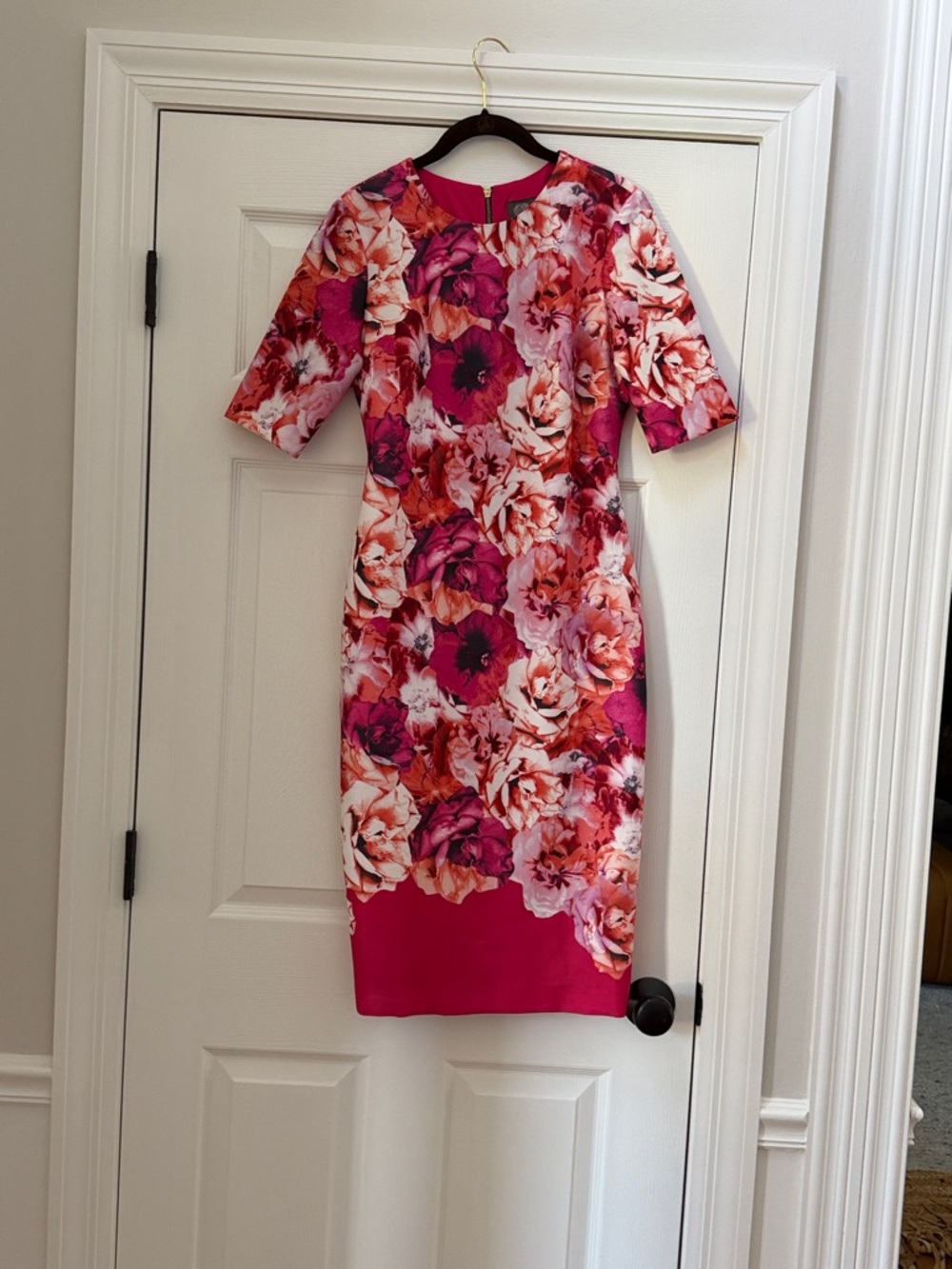 Vince Camuto Size 8 Floral Dress